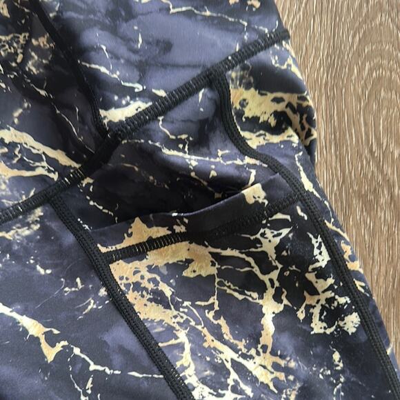 CVG Constantly Varied Gear Gold Marble Capri Leggings - Picture 2 of 4